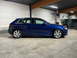 Audi A3 sportback 1.6TDI attraction