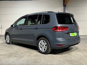 Volkswagen Touran 1.5 TSI Highline110kW Automaat DSG 7 zit 