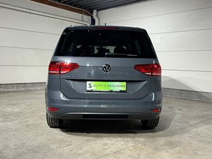 Volkswagen Touran 1.5 TSI Highline110kW Automaat DSG 7 zit 